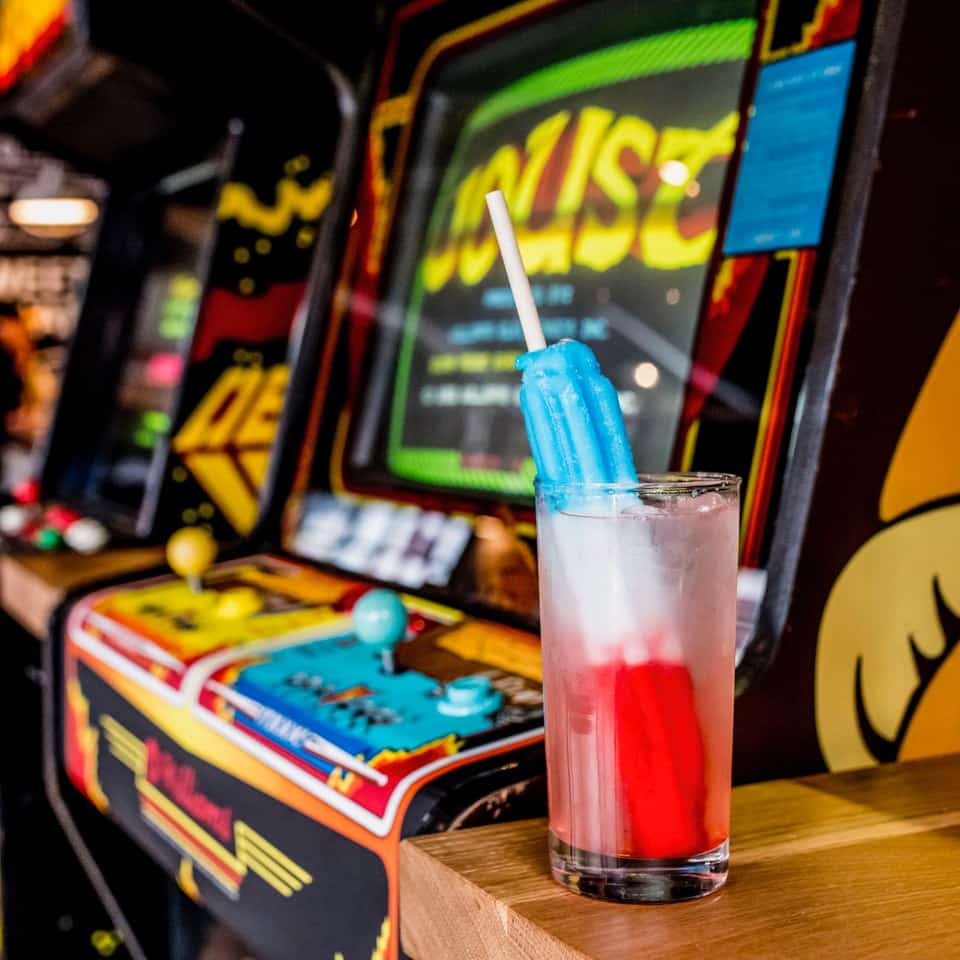 16 bit bar and arcade